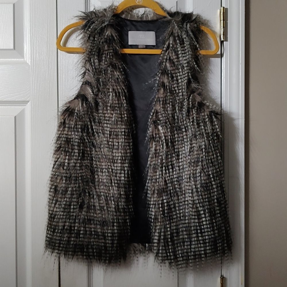 Tart Collections  Feather Vest Sz S